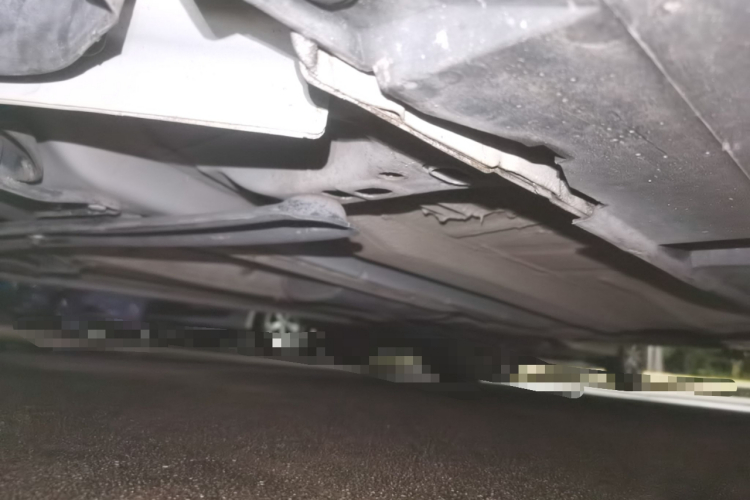 福特 福克斯 2015款 两厢 1.6L 自动舒适型局部细节9004