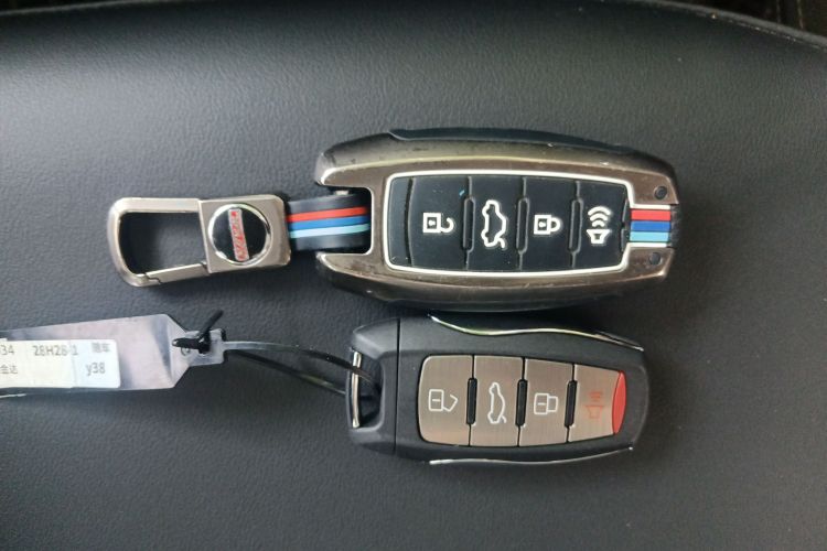 哈弗H6 2022款 第三代 1.5T 自动两驱Max中控内饰7001