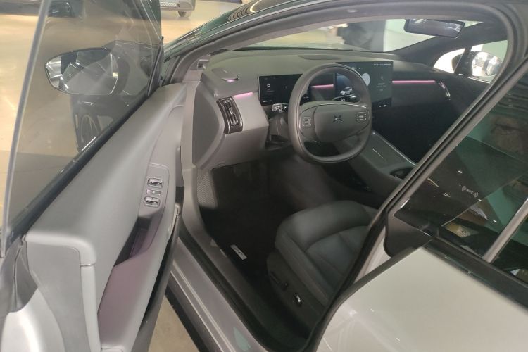 小鹏P7+ 2024款 长续航 Max中控内饰7003