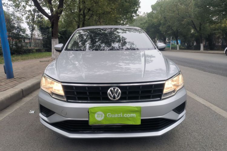 大众 捷达 2017款 1.5L 手动时尚型车身外观2