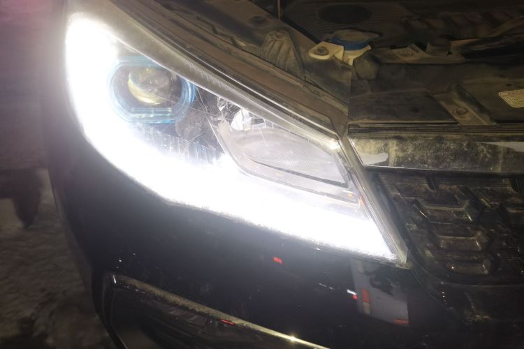 猎豹汽车 猎豹CS9 2017款 1.5L 手动风尚型车身外观8