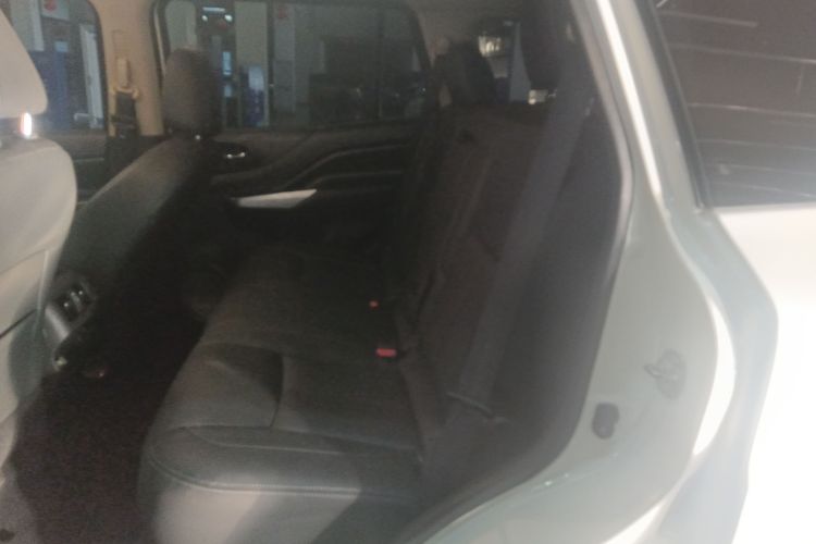 日产 途达 2020款 2.5L XV 4WD 自动四驱旗舰版中控内饰7004