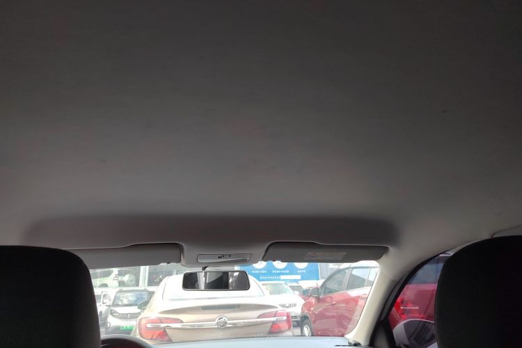 大众 桑塔纳 2018款 1.5L 自动风尚版中控内饰22