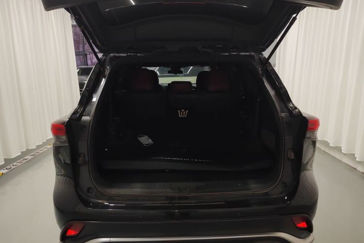 丰田 皇冠陆放 2021款 2.5L HEV四驱精英版局部细节23