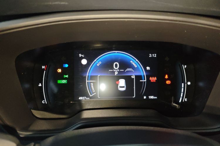 丰田 锋兰达 2023款 2.0L 智能电混双擎 领先版中控内饰14