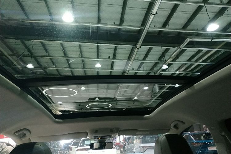 大众 威然 2024款 380TSI 尊贵版中控内饰22