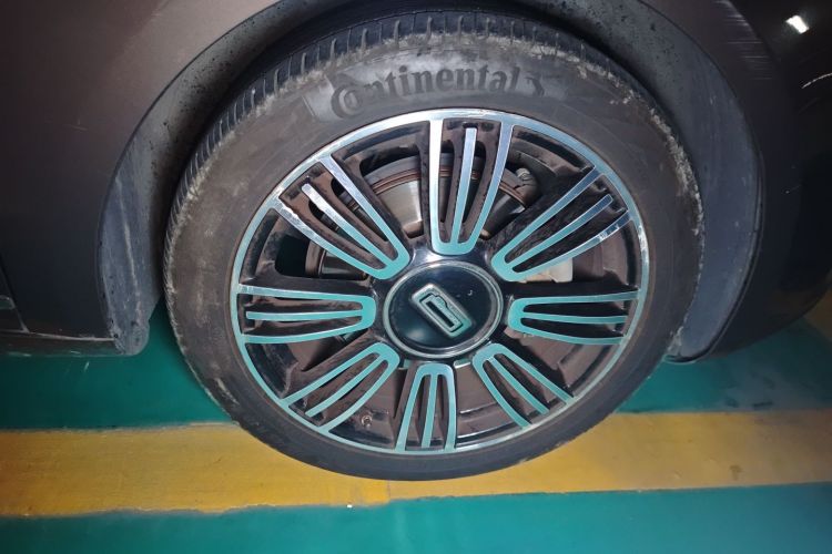 观致3 2015款 三厢 1.6T 自动致臻增强型车身外观10