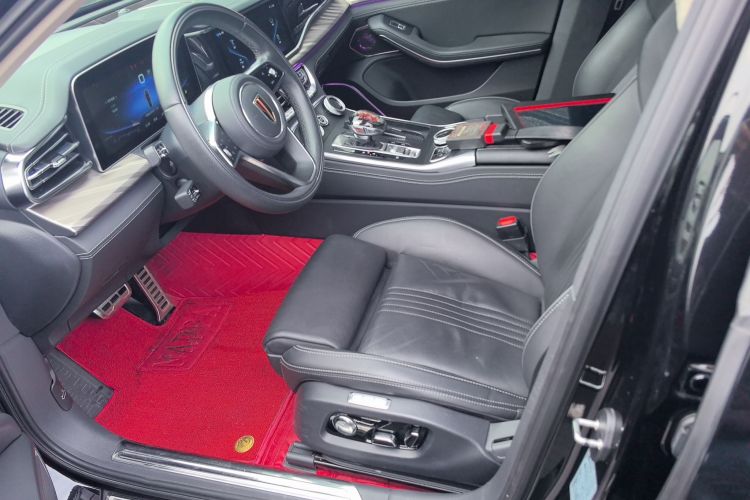 红旗H9 2022款 2.0T 智联旗享版中控内饰19