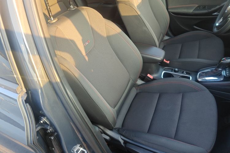 别克 威朗 2016款 两厢GS 20T 双离合豪情运动型局部细节41