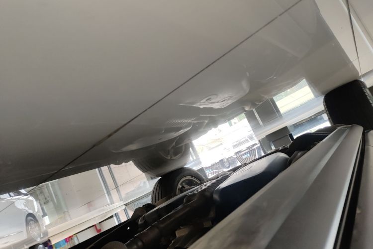 路虎 发现 2023款 300PS S局部细节9001