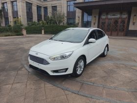 福特 福克斯 2018款 三厢经典 EcoBoost 180 自动精英型