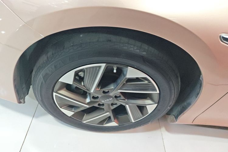 埃安 AION S Plus 2021款 60 智领版车身外观6007