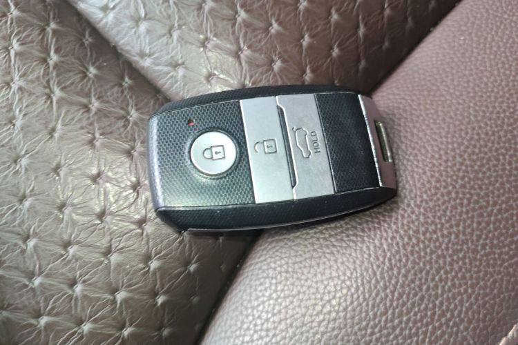 陆风X7 2015款 2.0T 全景旗舰版中控内饰7001