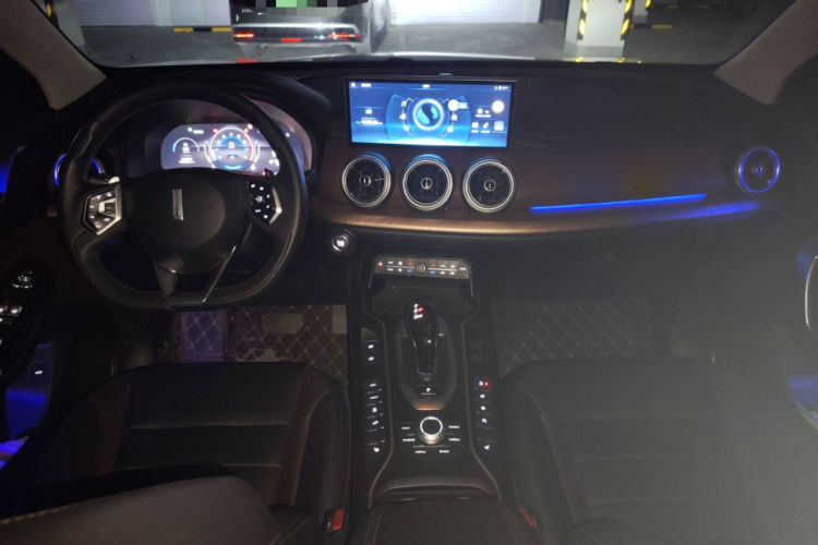 魏牌 VV5 2021款 1.5T 两驱智先锋中控内饰7002