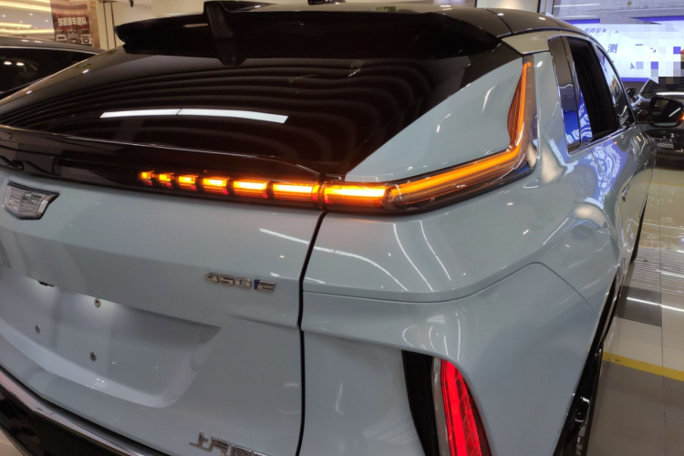 凯迪拉克 IQ锐歌 2022款 后驱长续航豪华版车身外观6006