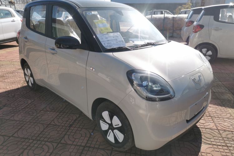 五菱汽车 宏光MINIEV 2025款 四门版 臻享+款车身外观6002