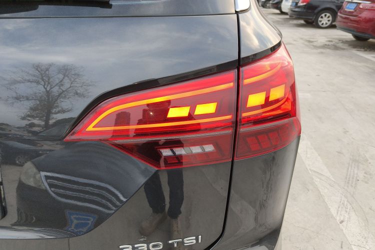 大众 探岳 2021款 330TSI 两驱豪华智联版车身外观9