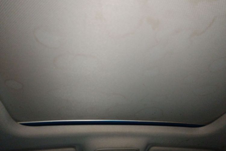 荣威RX5 2016款 20T 两驱自动互联网智享版局部细节22