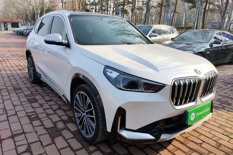 宝马X1 2023款 xDrive25Li X设计套装车身外观3