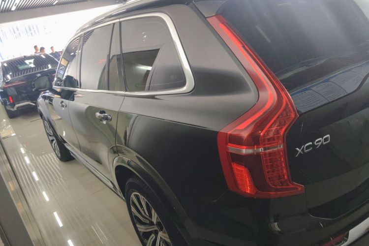 沃尔沃XC90 2020款 T6 智逸豪华版 7座车身外观6003