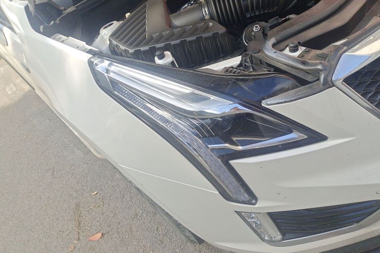 凯迪拉克XT5 2022款 2.0T 四驱豪华型（蜂鸟版）车身外观6006