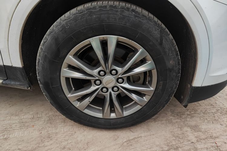 凯迪拉克XT5 2020款 28T 四驱技术型车身外观10