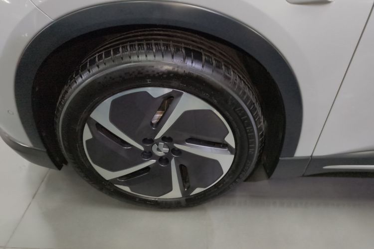 蔚来ES6 2023款 75kWh车身外观6007