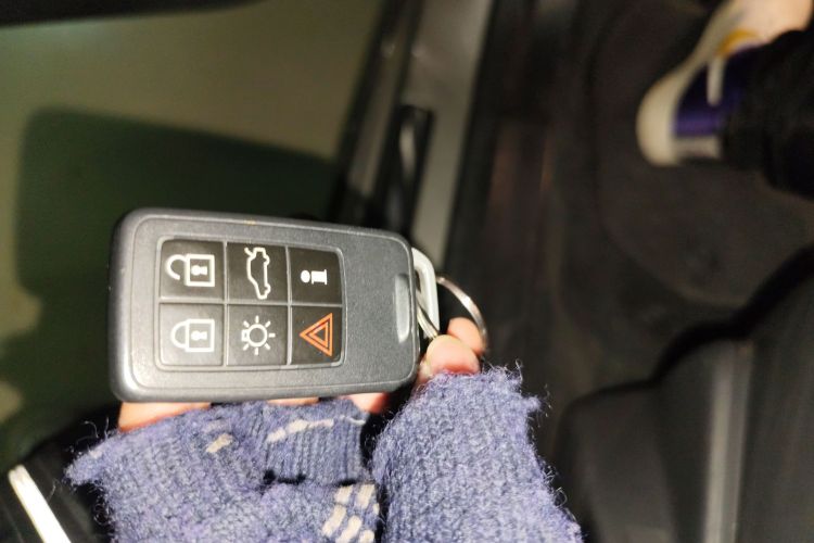 沃尔沃V60 2014款 改款 T5 智雅版中控内饰7001