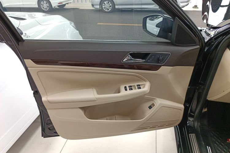 大众 朗逸 2015款 1.6L 自动舒适版中控内饰47