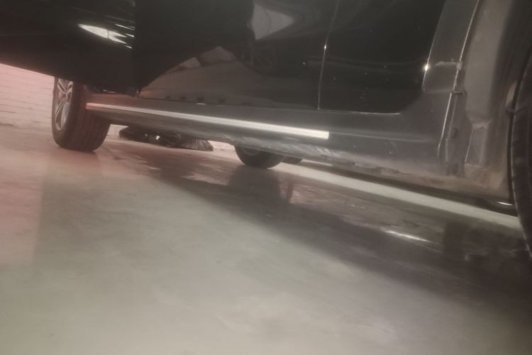 奔驰GLC 2020款 GLC 260 L 4MATIC 豪华型局部细节9001