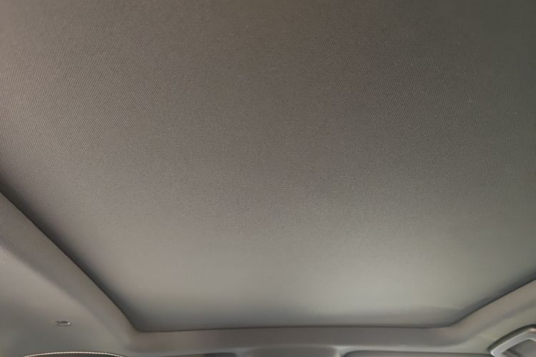 凯迪拉克XT5 2025款 2.0T 尊贵型中控内饰22