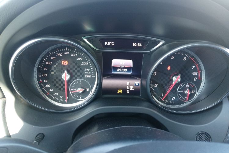 奔驰A级(进口) 2017款 改款 A 200 时尚型局部细节14