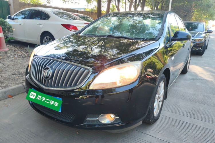 别克 英朗 2013款 GT 1.6L 自动时尚版车身外观1