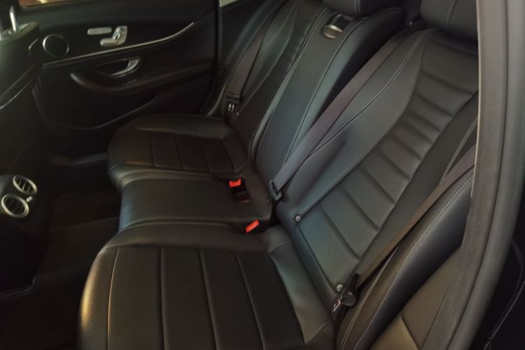 奔驰E级 2018款 改款 E 300 L 运动豪华型中控内饰7004