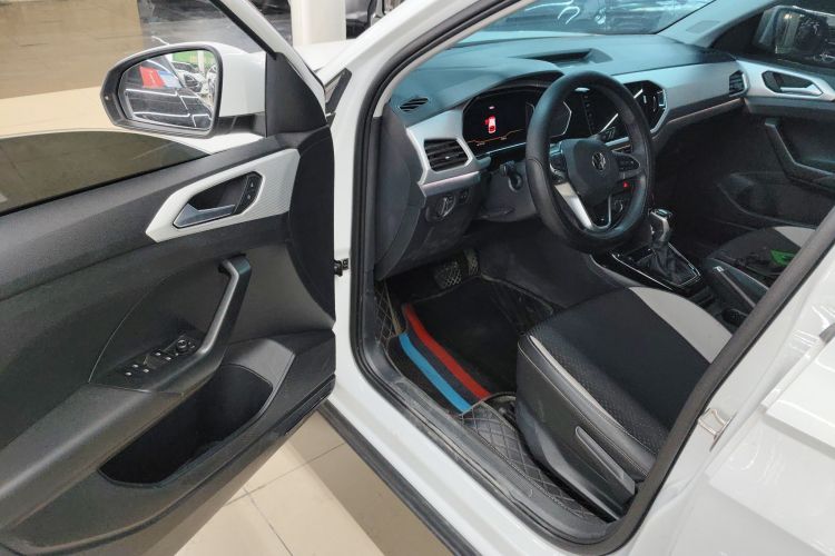 大众 探影 2023款 200TSI DSG 悦智联版中控内饰7003