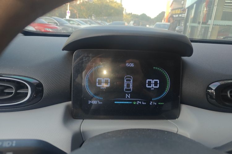 零跑汽车 零跑T03 2022款 玛瑙版中控内饰14