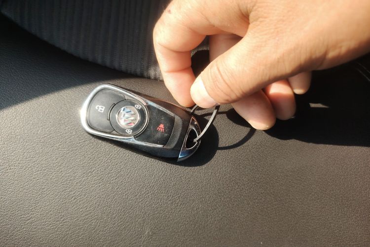 别克 昂科威 2020款 20T 两驱领先型中控内饰7001