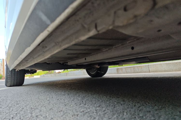 雪铁龙C4L 2014款 1.6THP 智驱版 自动劲智型机舱底盘29