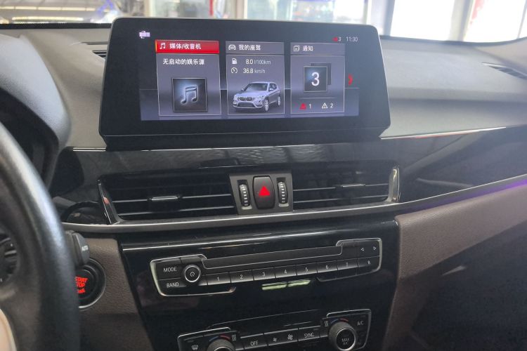 宝马X1 2020款 sDrive25Li 领先型中控内饰16