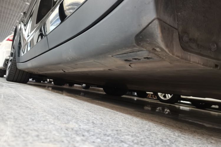 特斯拉 Model X 2023款 双电机全轮驱动版局部细节9002