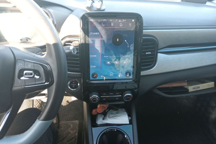 奇瑞 小蚂蚁 2022款 改款 甜粉款 半糖版 三元锂 30.6kWh 30kW 301km中控内饰16