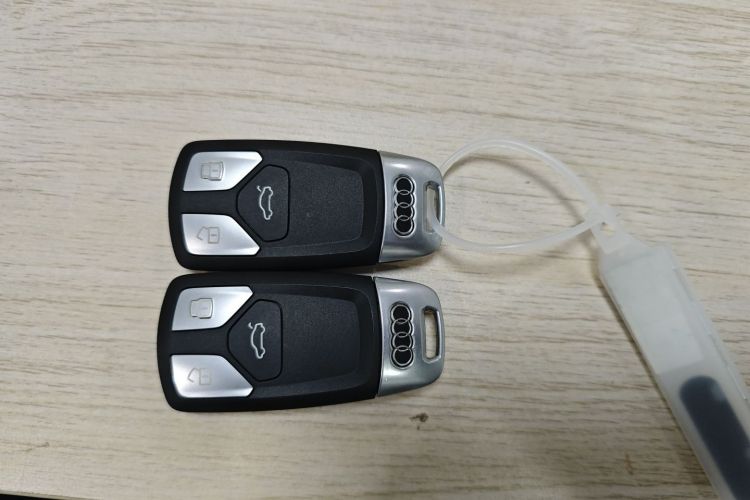 奥迪Q7 2019款 45 TFSI 舒适型中控内饰11