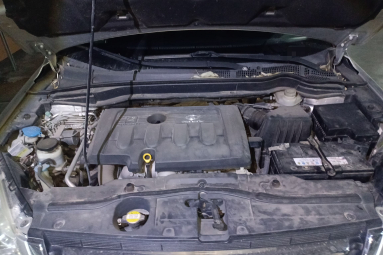 哈弗H6 2011款 绿静2.0T 手动两驱精英型局部细节24