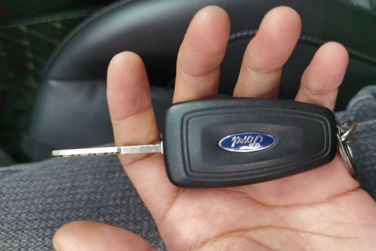 福特 福克斯 2015款 两厢 EcoBoost 125 自动超能风尚型中控内饰7001