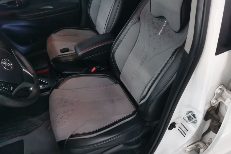 丰田 威驰 2022款 1.5L 20周年纪念版中控内饰19