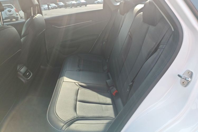 别克 英朗 2021款 改款 典范 1.5L 自动精英型中控内饰7004