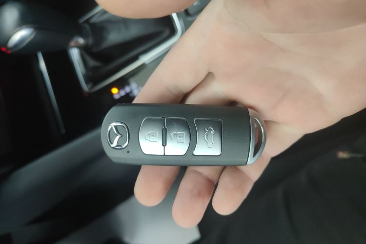 马自达 阿特兹 2020款 2.0L 蓝天豪华版中控内饰11