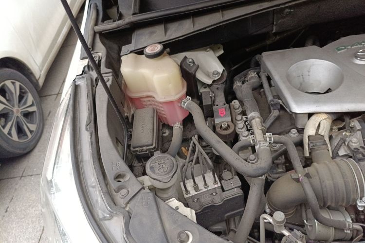 丰田 汉兰达 2018款 2.0T 四驱豪华版 7座 国V局部细节9006