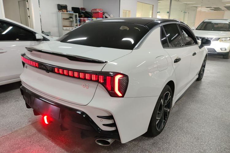 领克03 2023款 1.5TD DCT劲Pro车身外观7