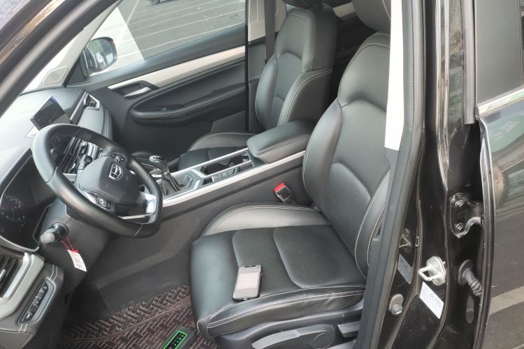 吉利汽车 远景X6 2020款 1.4T 手动尊贵型中控内饰19